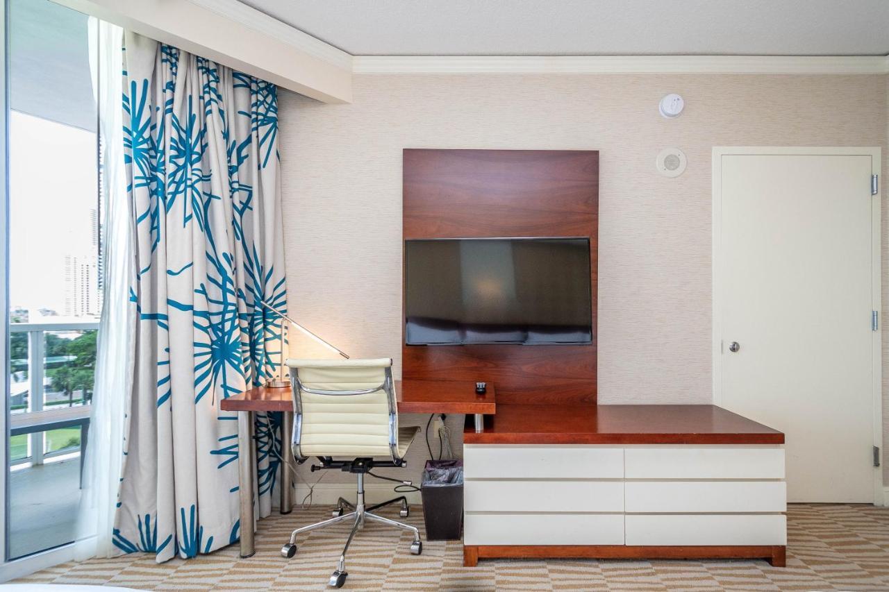 Trump Intl 2 Bedroom Apartment 1600 Sqf Ocean And Bay View Sunny Isles Beach Buitenkant foto