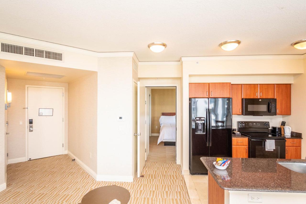 Trump Intl 2 Bedroom Apartment 1600 Sqf Ocean And Bay View Sunny Isles Beach Buitenkant foto