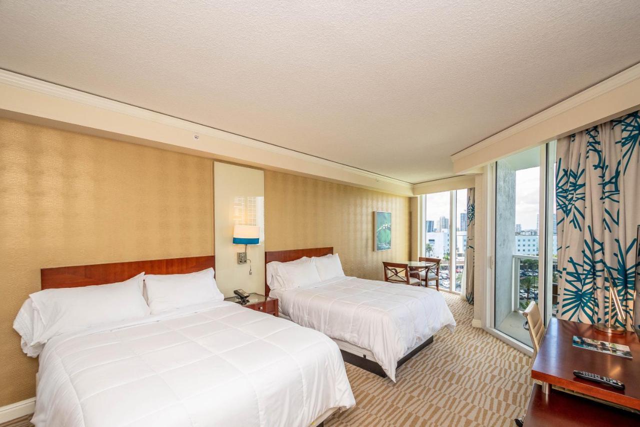 Trump Intl 2 Bedroom Apartment 1600 Sqf Ocean And Bay View Sunny Isles Beach Buitenkant foto