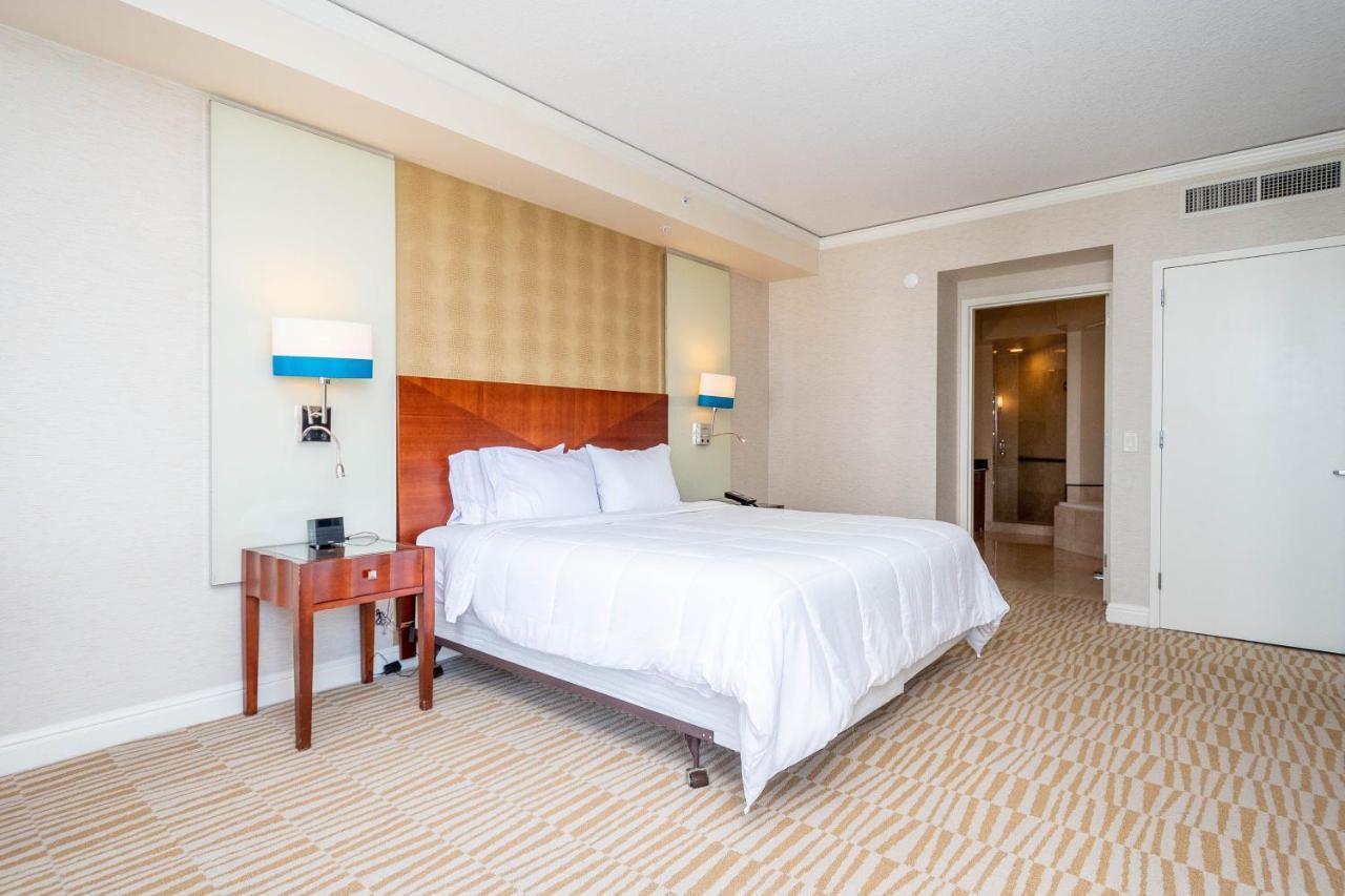 Trump Intl 2 Bedroom Apartment 1600 Sqf Ocean And Bay View Sunny Isles Beach Buitenkant foto