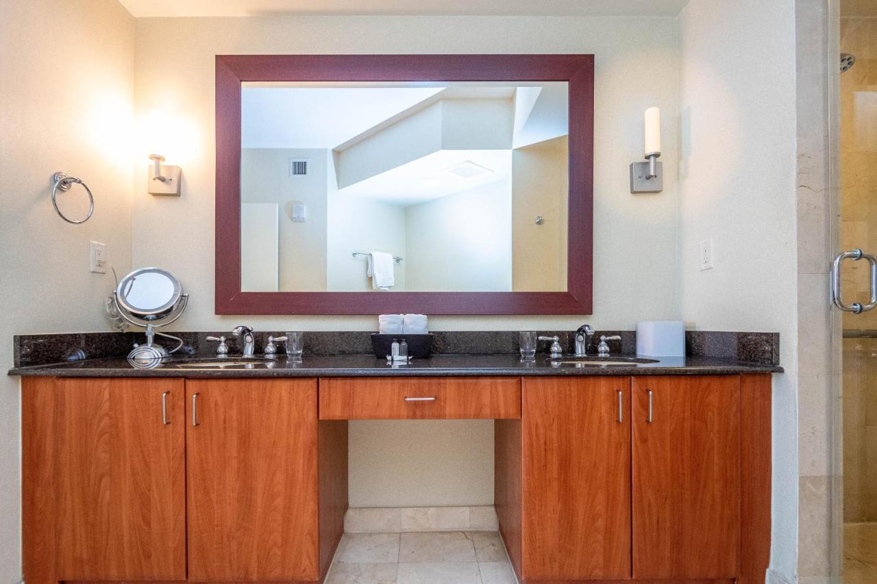 Trump Intl 2 Bedroom Apartment 1600 Sqf Ocean And Bay View Sunny Isles Beach Buitenkant foto