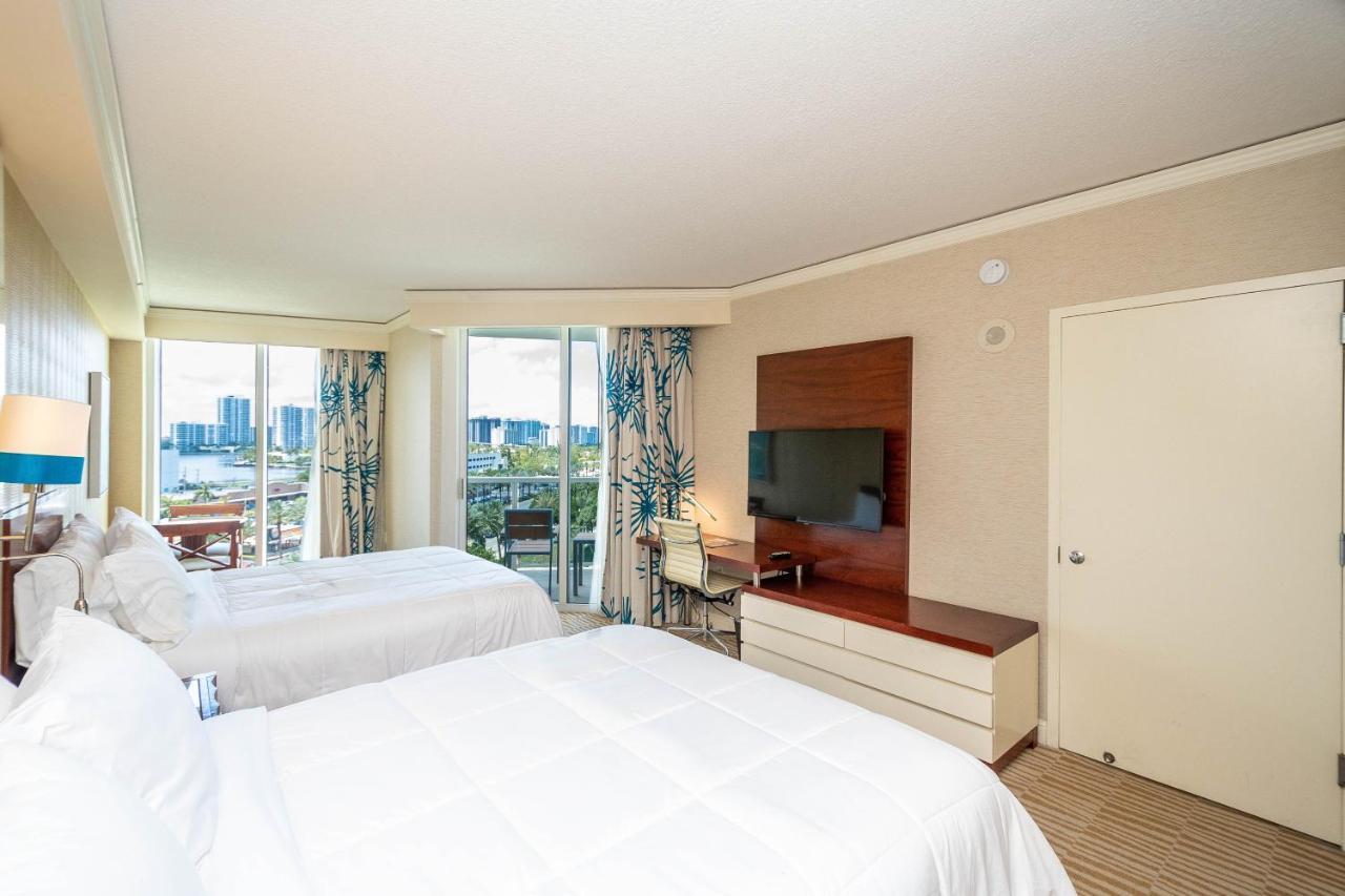 Trump Intl 2 Bedroom Apartment 1600 Sqf Ocean And Bay View Sunny Isles Beach Buitenkant foto